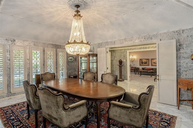 5531 Pebblebrook Drive, Dallas, TX 75229
