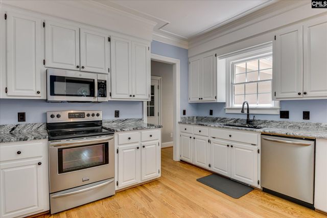 208 Misty Oaks Court, Lexington, SC 29072