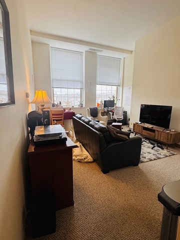 64 Forest St 235, Medford, MA 02155