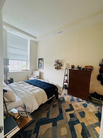 64 Forest St 235, Medford, MA 02155