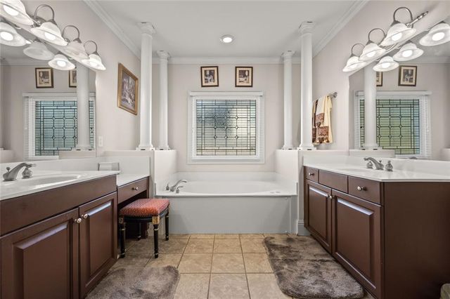 221 Langshire Drive, Mcdonough, GA 30253