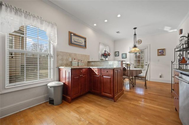 221 Langshire Drive, Mcdonough, GA 30253