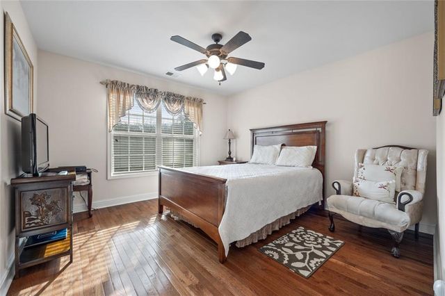 221 Langshire Drive, Mcdonough, GA 30253