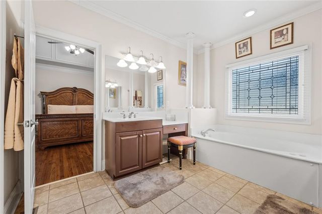 221 Langshire Drive, Mcdonough, GA 30253