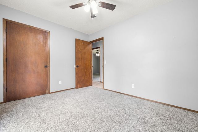 122 N Pinewood Avenue, Republic, MO 65738