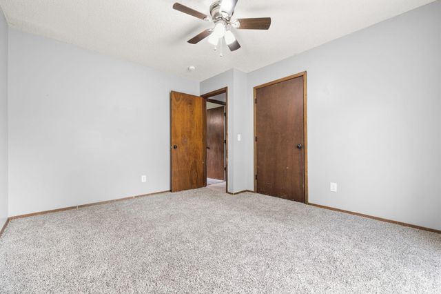 122 N Pinewood Avenue, Republic, MO 65738