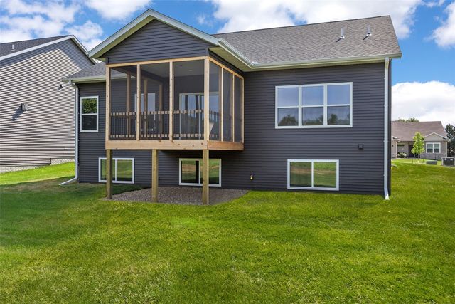 3418 Sokol Drive SW, Cedar Rapids, IA 52404
