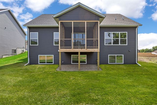 3418 Sokol Drive SW, Cedar Rapids, IA 52404