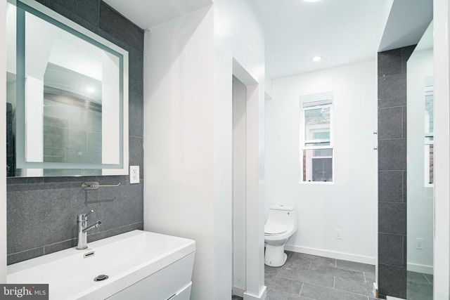 1247 S 53RD ST, Philadelphia, PA 19143