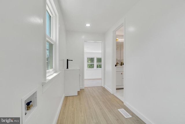 104 RANCOCAS RD, Mount Holly, NJ 08060