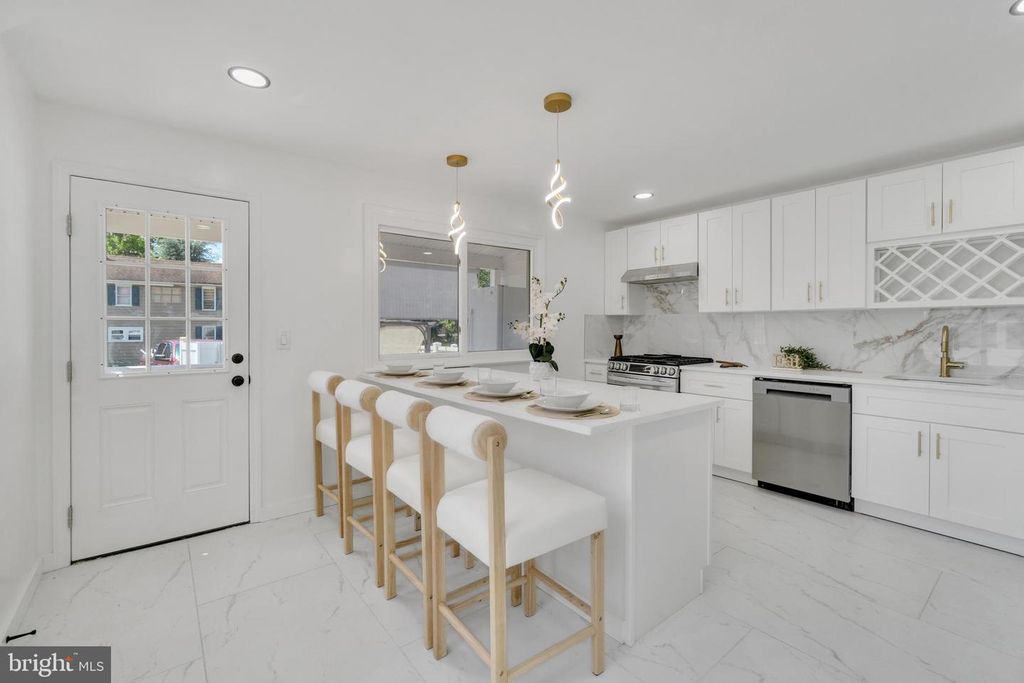 104 RANCOCAS RD, Mount Holly, NJ 08060