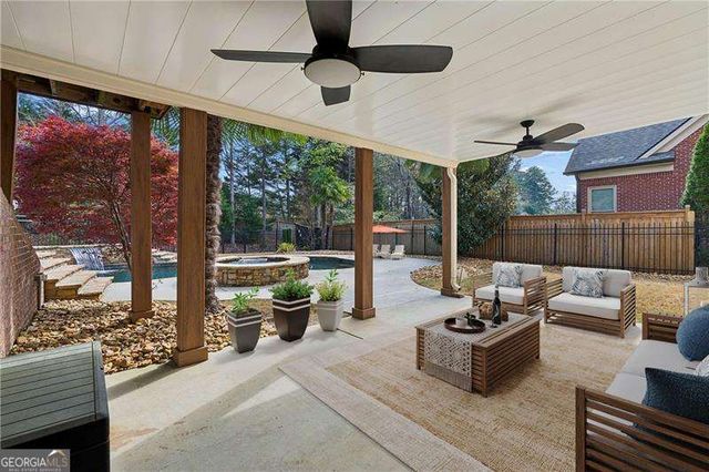 3960 Bonnett Creek Lane, Hoschton, GA 30548