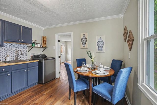 51 Phelps CIR, Hampton, VA 23663