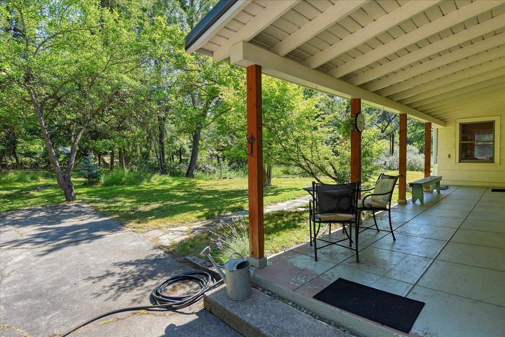 15628 N Little Spokane Dr, Spokane, WA 99208 photo 4