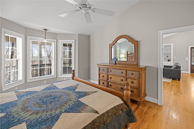 204 Riverlake Road, Fair Play, SC 29643