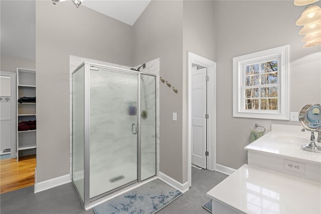 204 Riverlake Road, Fair Play, SC 29643