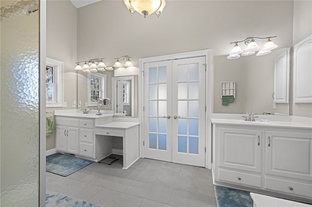 204 Riverlake Road, Fair Play, SC 29643