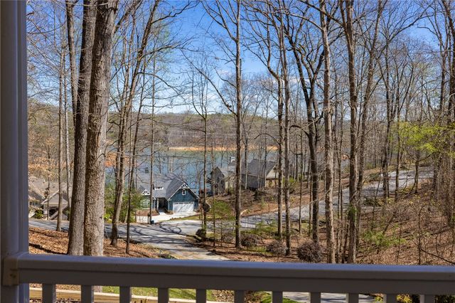 204 Riverlake Road, Fair Play, SC 29643