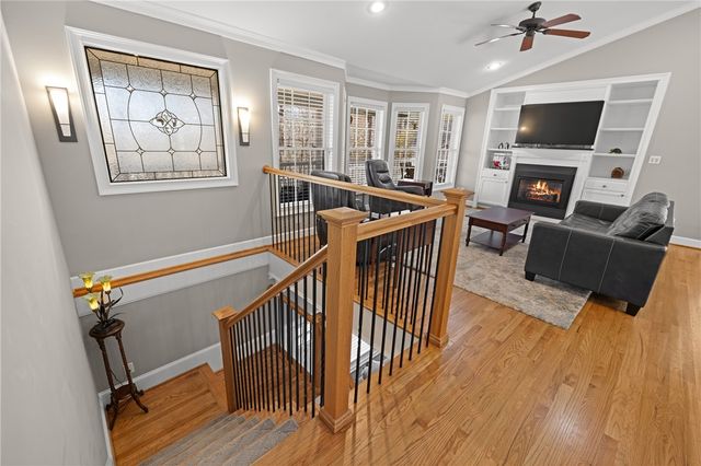 204 Riverlake Road, Fair Play, SC 29643