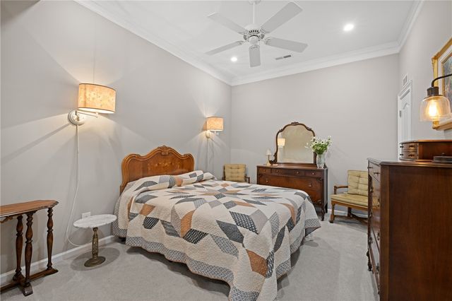 204 Riverlake Road, Fair Play, SC 29643