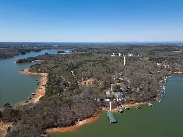 204 Riverlake Road, Fair Play, SC 29643