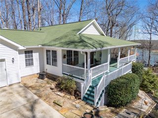 204 Riverlake Road, Fair Play, SC 29643