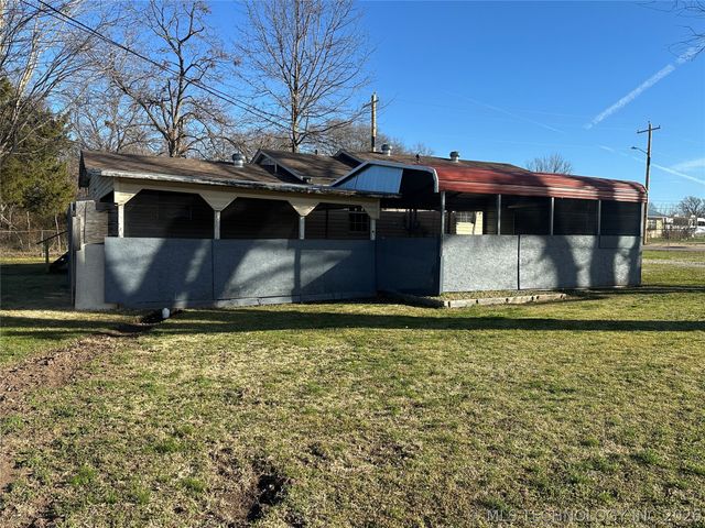 1026 N Taft Avenue, Okmulgee, OK 74447