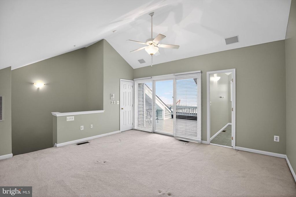 Image 20 of property listing at 8054 WINDWARD KEY DRIVE, Chesapeake Beach, MD 20732