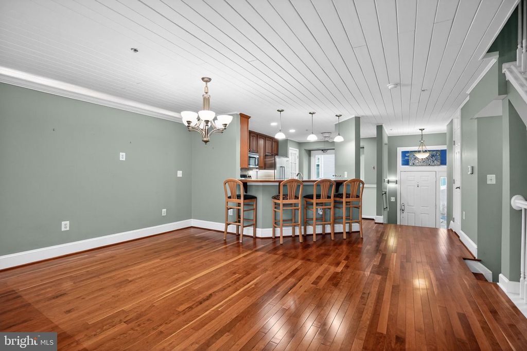 Image 3 of property listing at 8054 WINDWARD KEY DRIVE, Chesapeake Beach, MD 20732