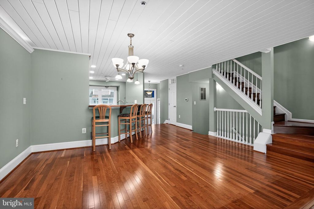 Image 7 of property listing at 8054 WINDWARD KEY DRIVE, Chesapeake Beach, MD 20732