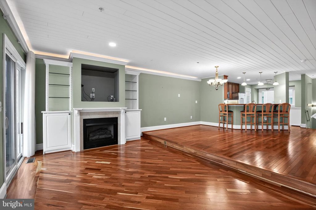 Image 8 of property listing at 8054 WINDWARD KEY DRIVE, Chesapeake Beach, MD 20732