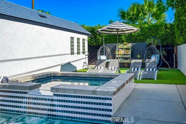 1190 S Calle Marcus, Palm Springs, CA 92264