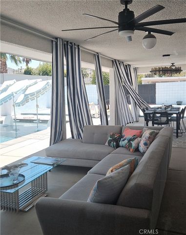 1190 S Calle Marcus, Palm Springs, CA 92264