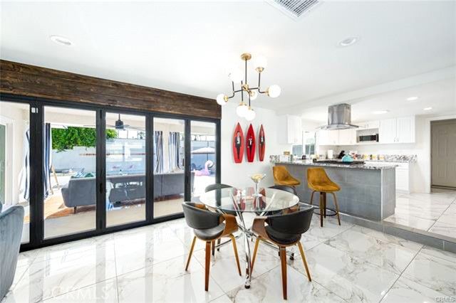 1190 S Calle Marcus, Palm Springs, CA 92264