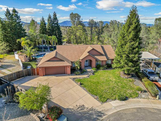 4212 Sungold Circle, Redding, CA 96001