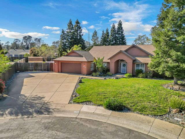 4212 Sungold Circle, Redding, CA 96001