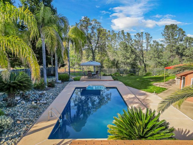 4212 Sungold Circle, Redding, CA 96001