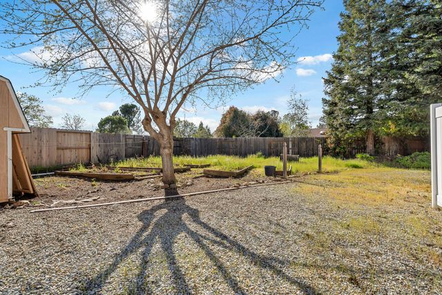 4212 Sungold Circle, Redding, CA 96001