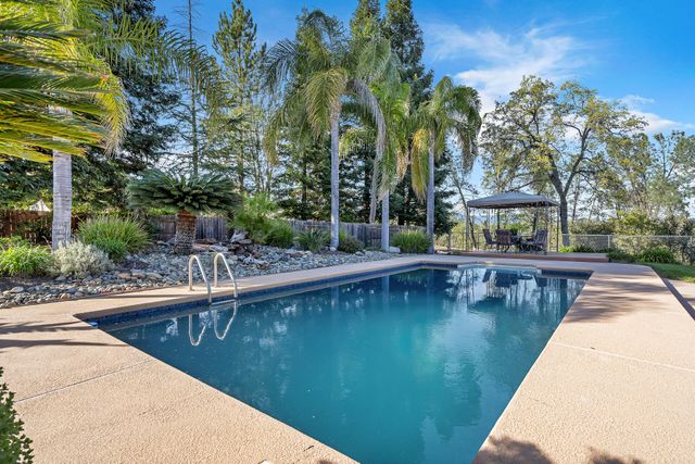 4212 Sungold Circle, Redding, CA 96001