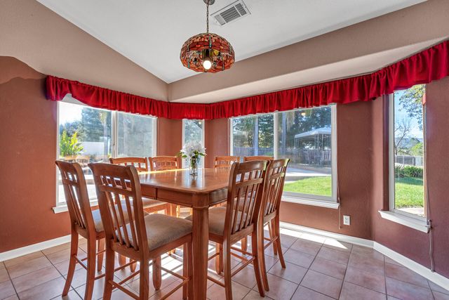 4212 Sungold Circle, Redding, CA 96001