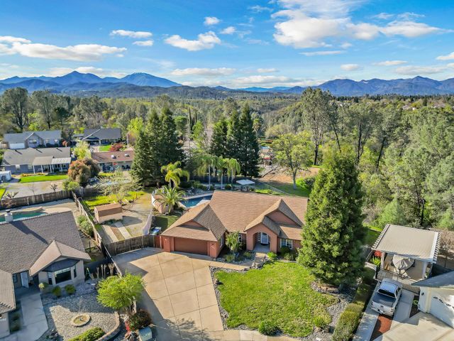 4212 Sungold Circle, Redding, CA 96001