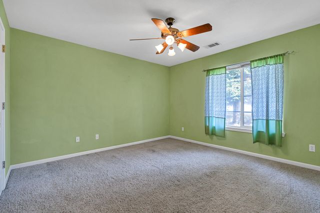 4212 Sungold Circle, Redding, CA 96001