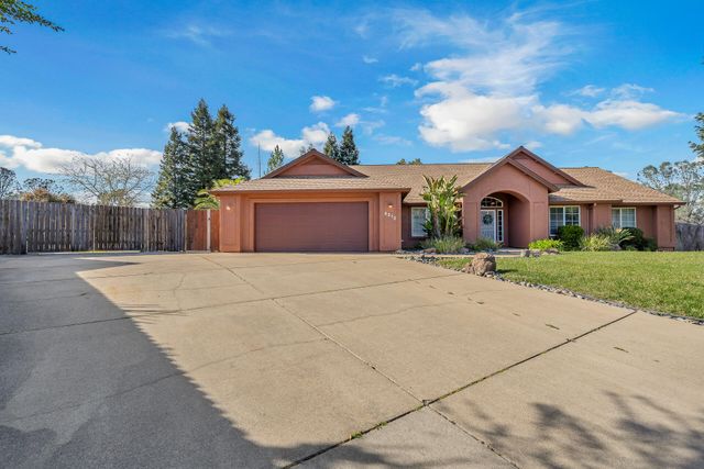4212 Sungold Circle, Redding, CA 96001