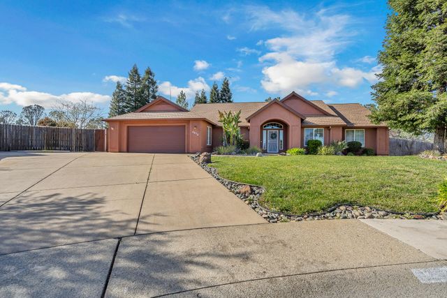 4212 Sungold Circle, Redding, CA 96001