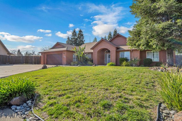 4212 Sungold Circle, Redding, CA 96001