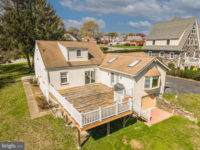 405 E WOODLAND AVE, Springfield, PA 19064