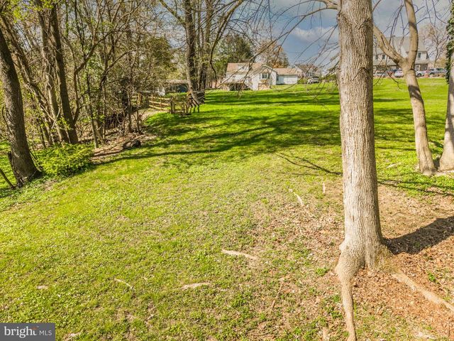 405 E WOODLAND AVE, Springfield, PA 19064