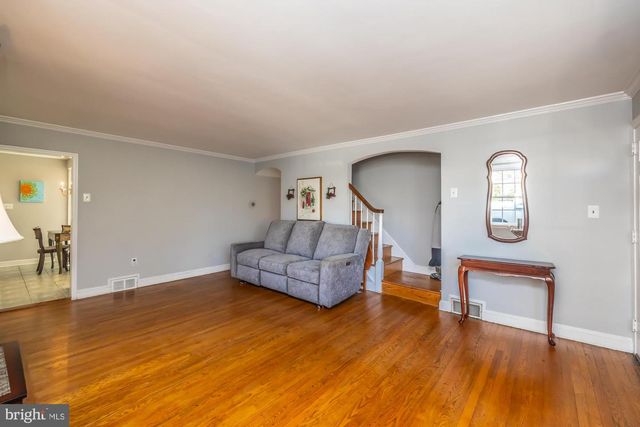 405 E WOODLAND AVE, Springfield, PA 19064