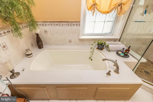 405 E WOODLAND AVE, Springfield, PA 19064