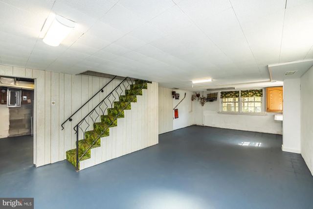 405 E WOODLAND AVE, Springfield, PA 19064